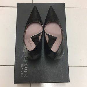 Kenneth Cole women’s Dress Me Up pump